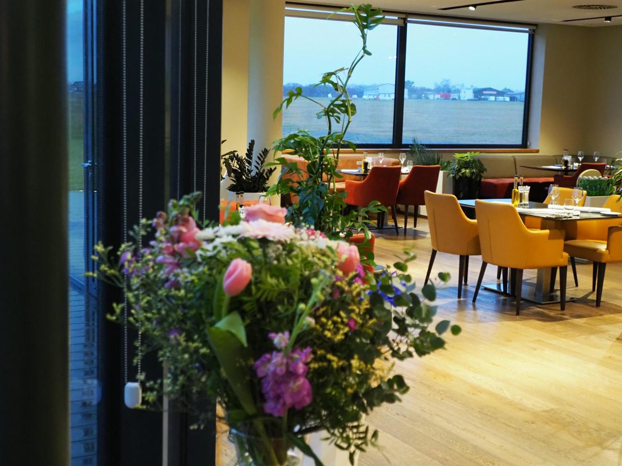Mg Restaurace/Luxury Apartments Mlada Boleslav Luaran gambar